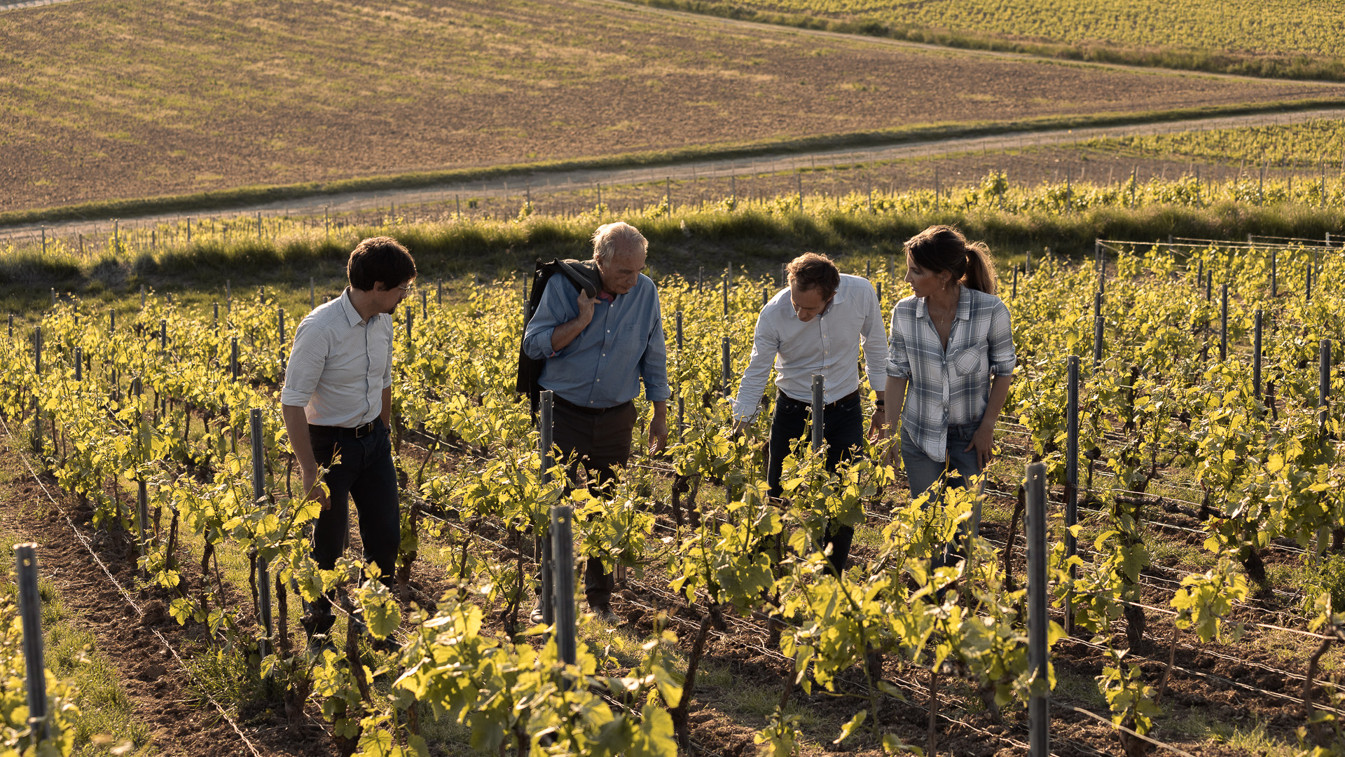 La famille Thiénot dans les vignes