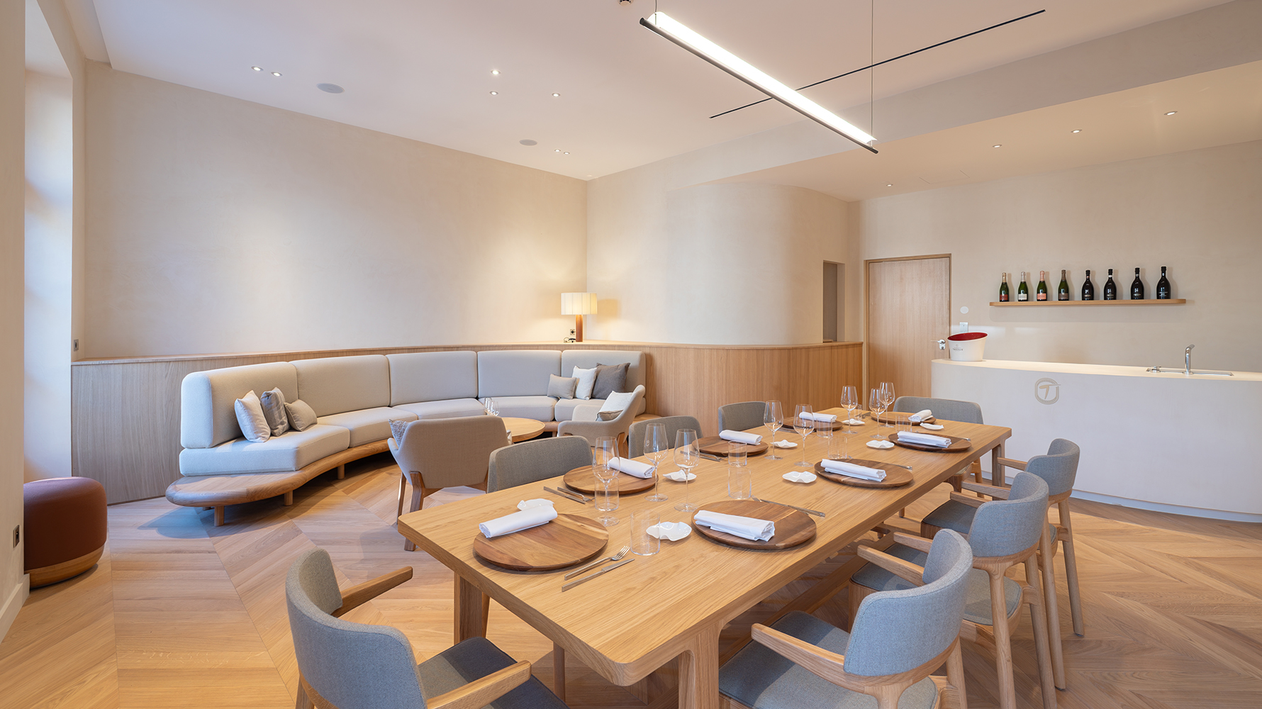 Champagne Thiénot – visite de caves