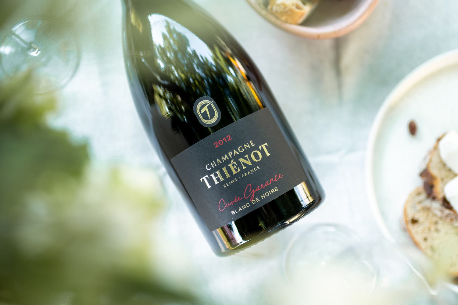 Bouteille de champagne Thiénot - Collection Famille